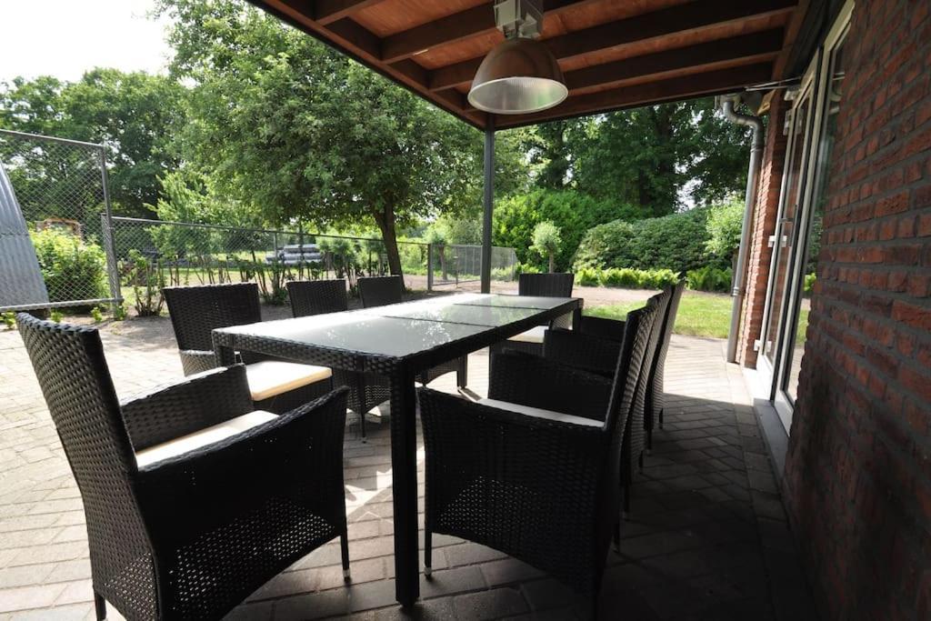 Vakantiewoning Nabij Toverland Griendtsveen Luaran gambar